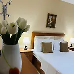 Iljazi\'S Apartaments