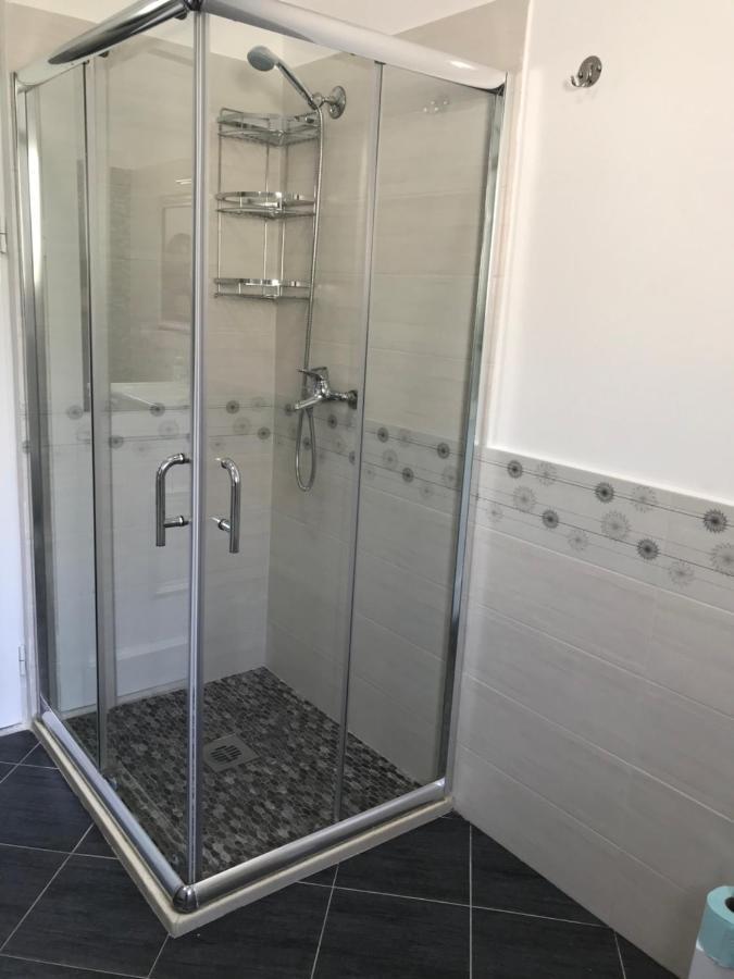 Iljazi's Apartament