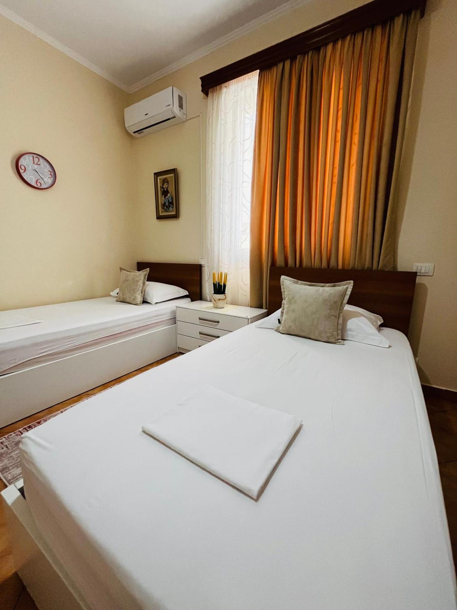 Apartament Iljazi's *